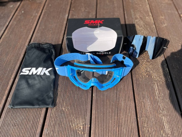 photo_5429553053100537004_y